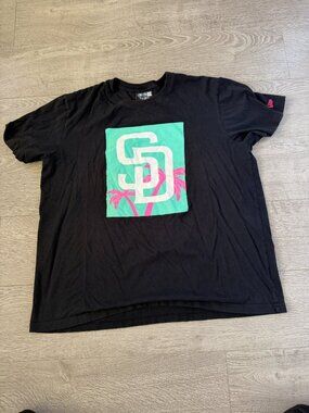 New Era San Diego SD Graphic T-Shirt Size XXL
